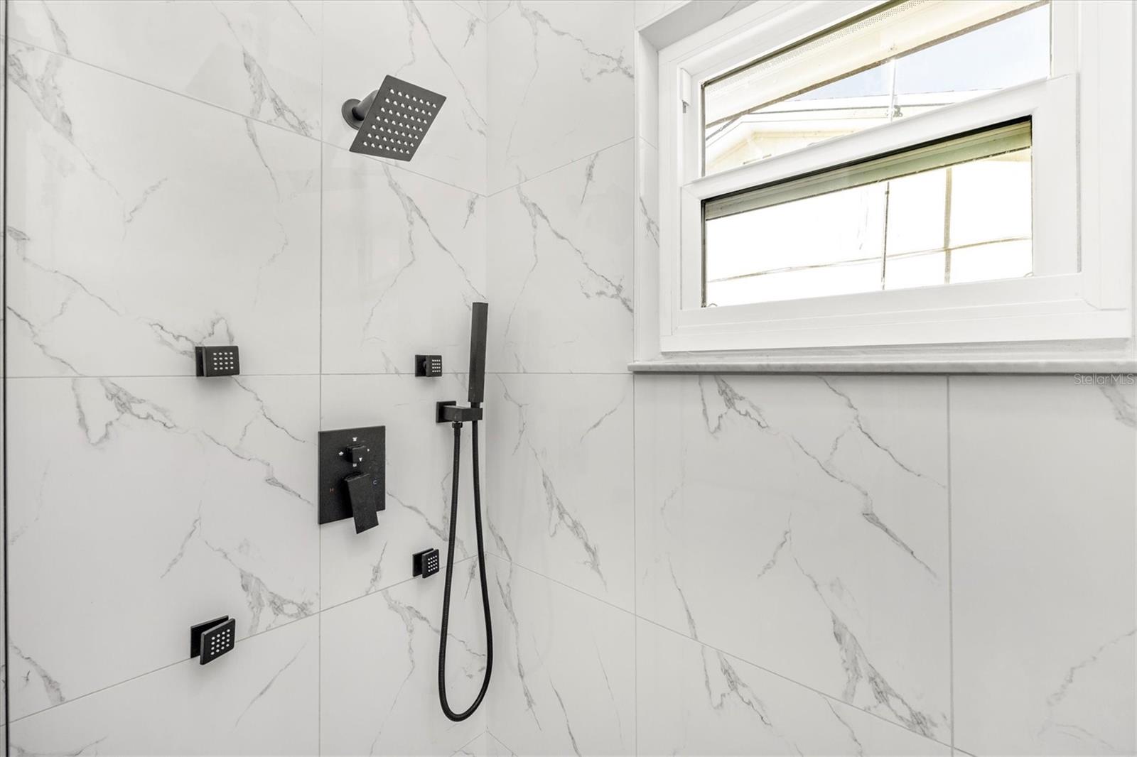 Image 27 of 58 For 7273 61st Avenue N