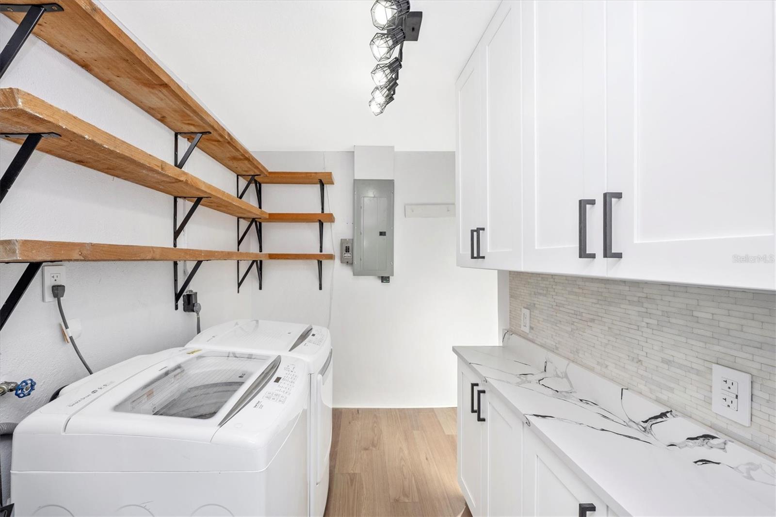 Image 39 of 58 For 7273 61st Avenue N