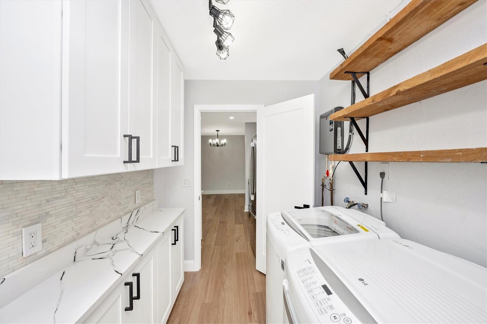 Image 4 of 58 For 7273 61st Avenue N