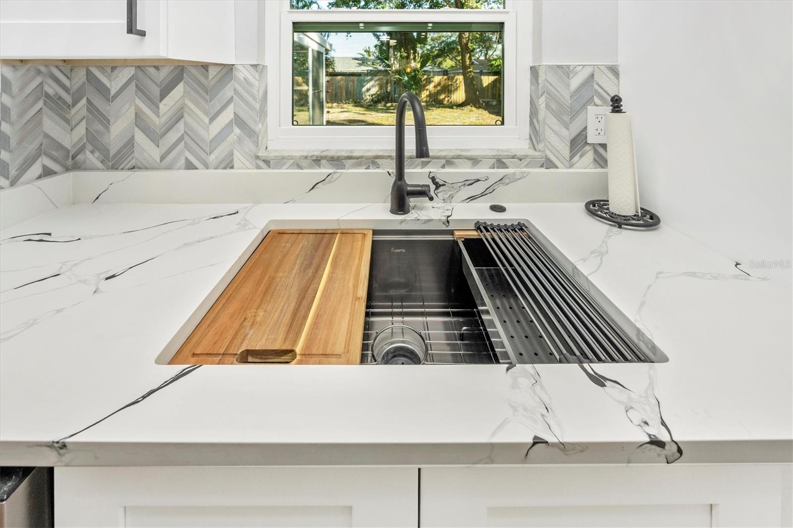 Image 8 of 58 For 7273 61st Avenue N