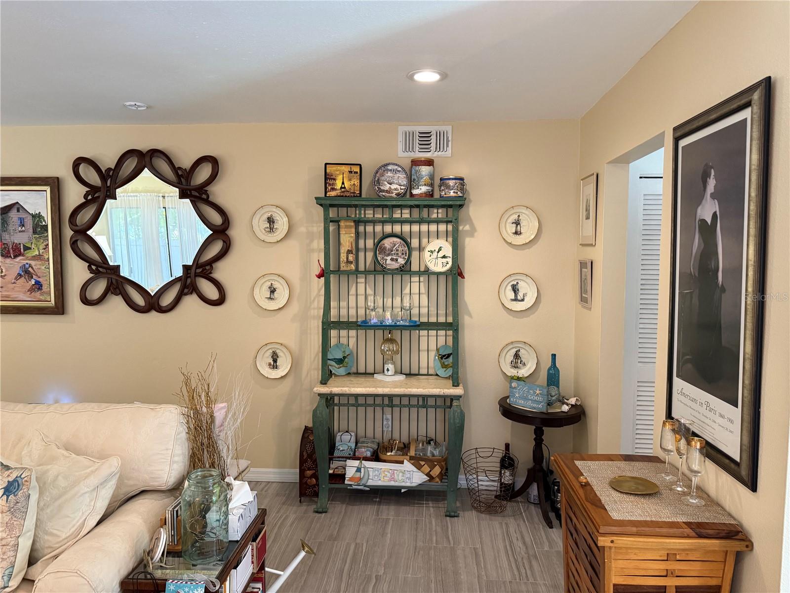 Image 10 of 42 For 2216 Bahia Vista Street H2