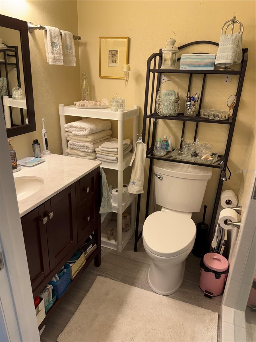 Image 18 of 42 For 2216 Bahia Vista Street H2