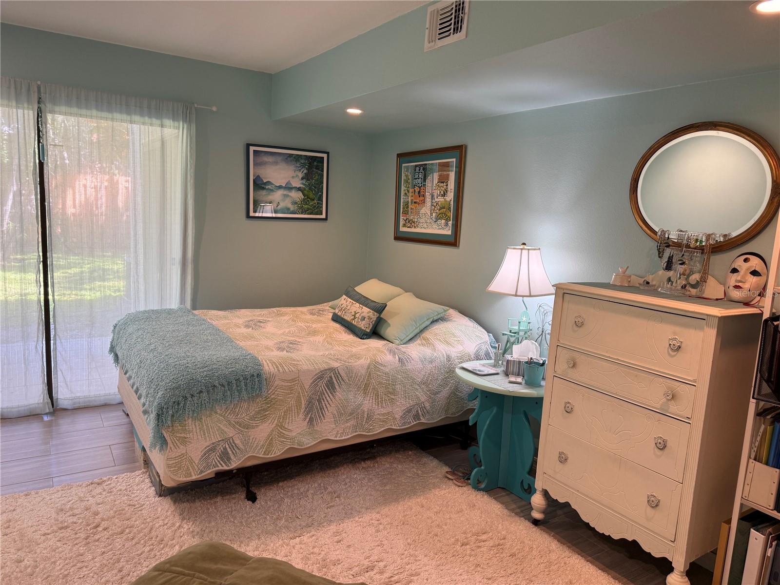 Image 24 of 42 For 2216 Bahia Vista Street H2