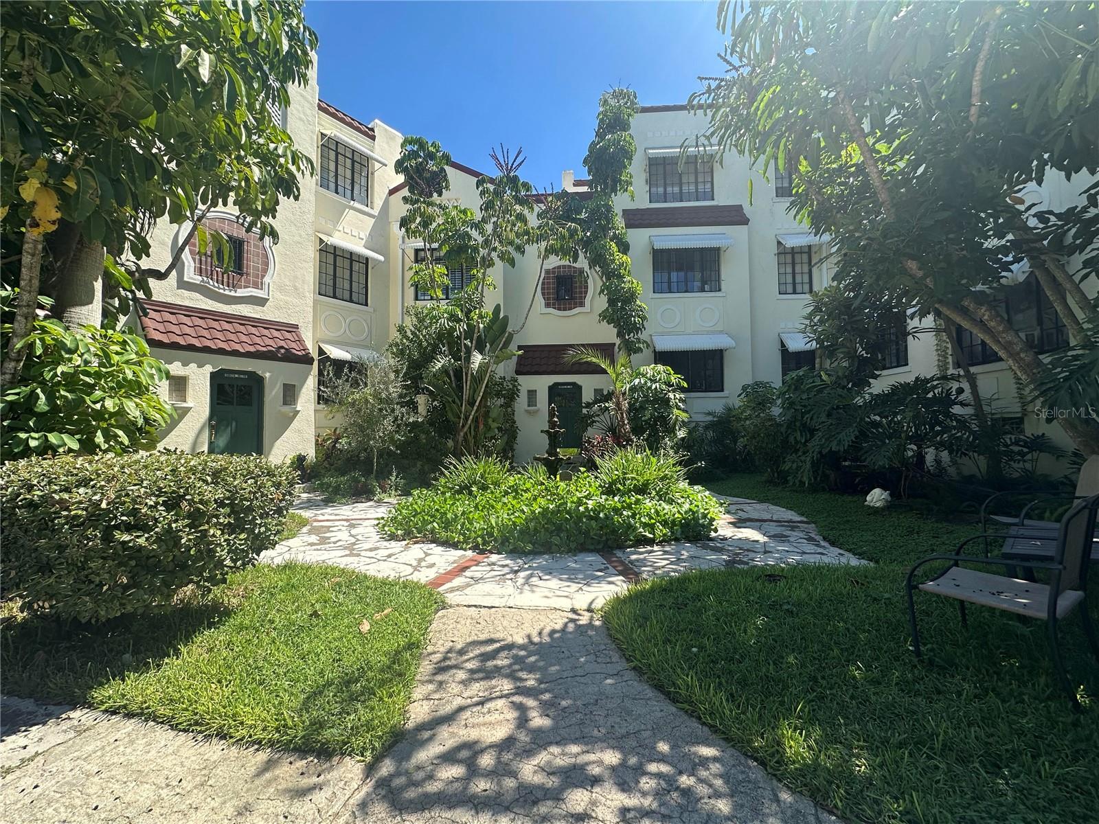 Details for 210 17th Street W 15, BRADENTON, FL 34205