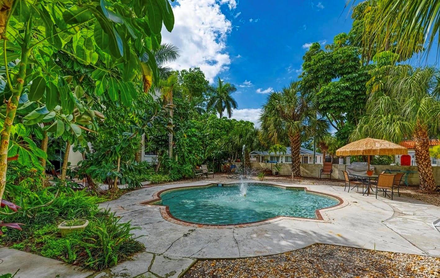 Image 11 of 13 For 210 17th Street W 15