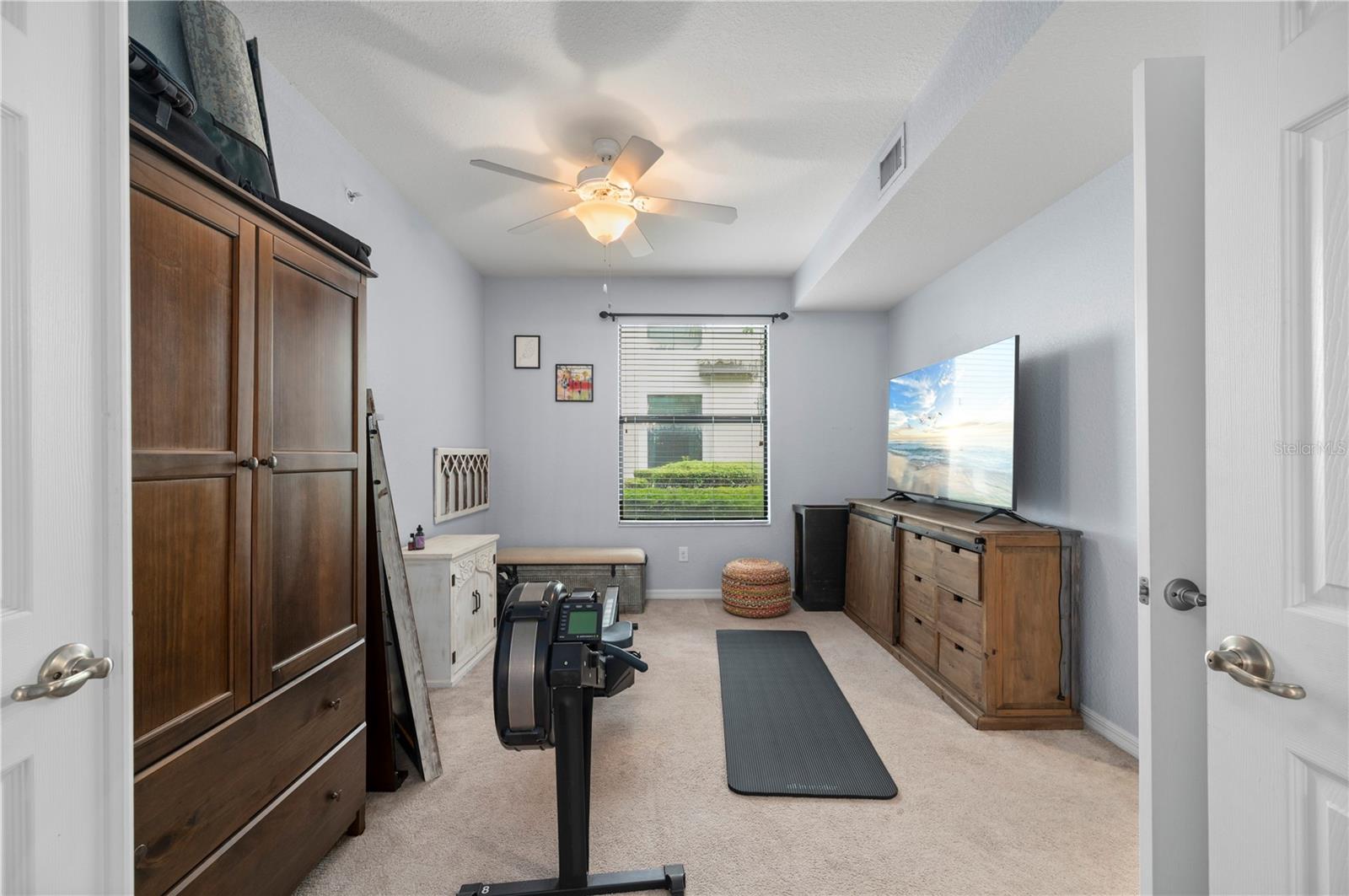 Image 22 of 55 For 5517 Palmer Circle 106