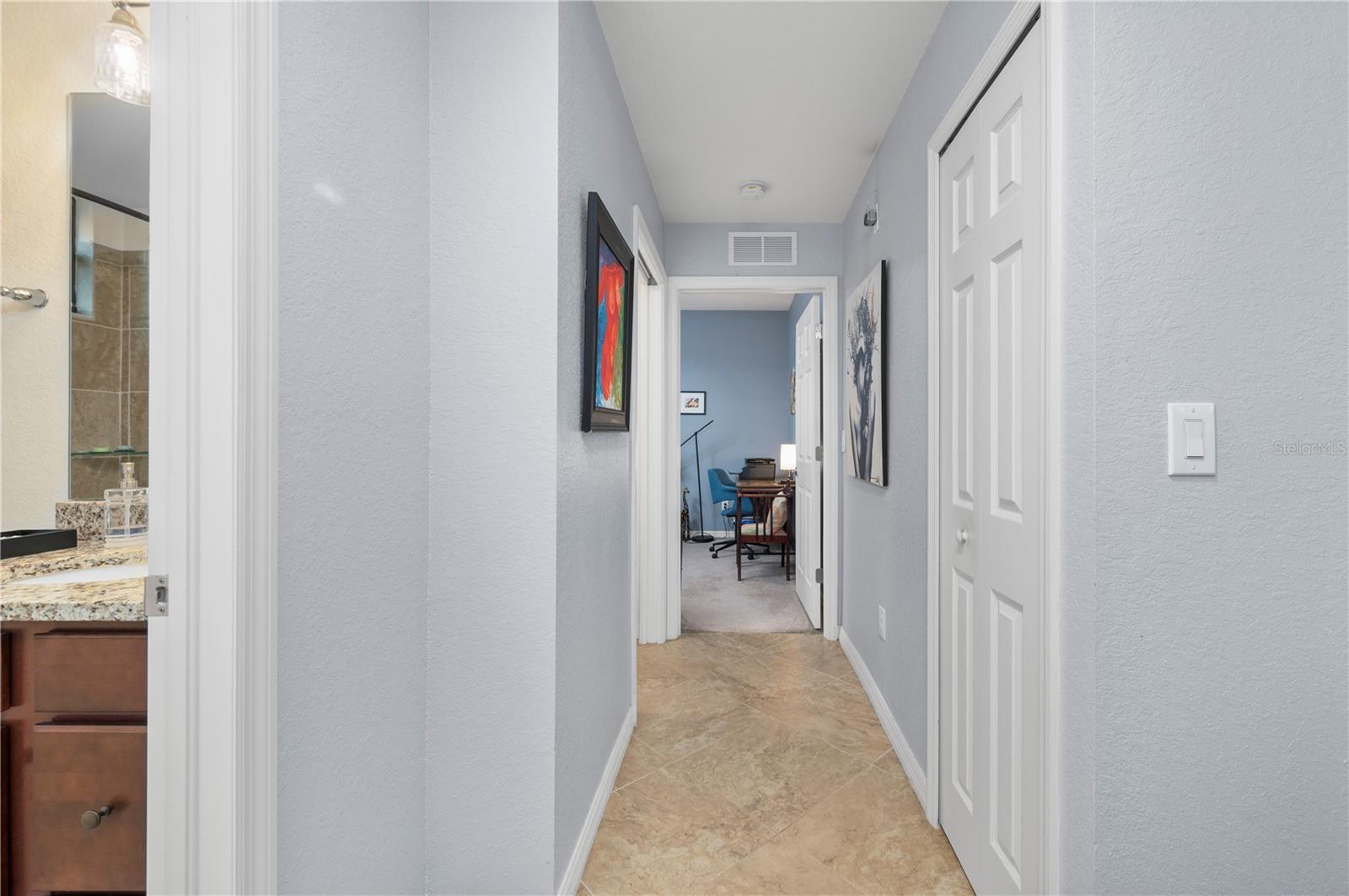 Image 29 of 55 For 5517 Palmer Circle 106