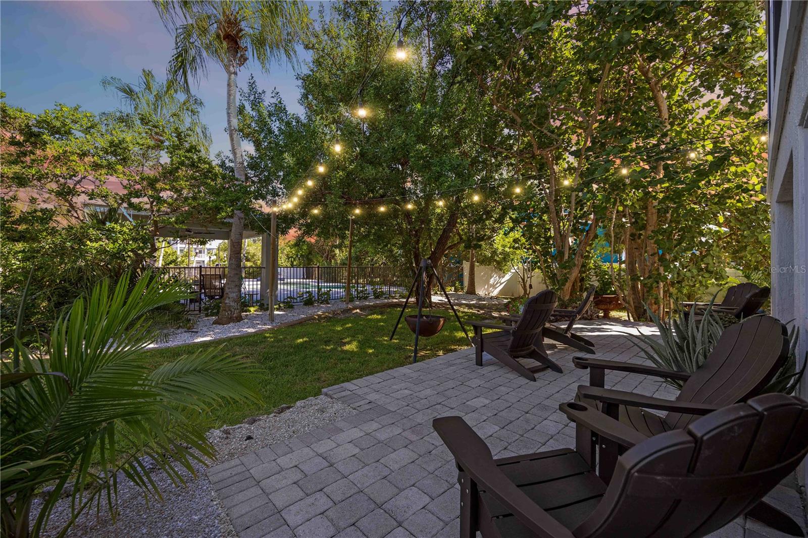 Image 41 of 70 For 6322 Laguna Drive 1