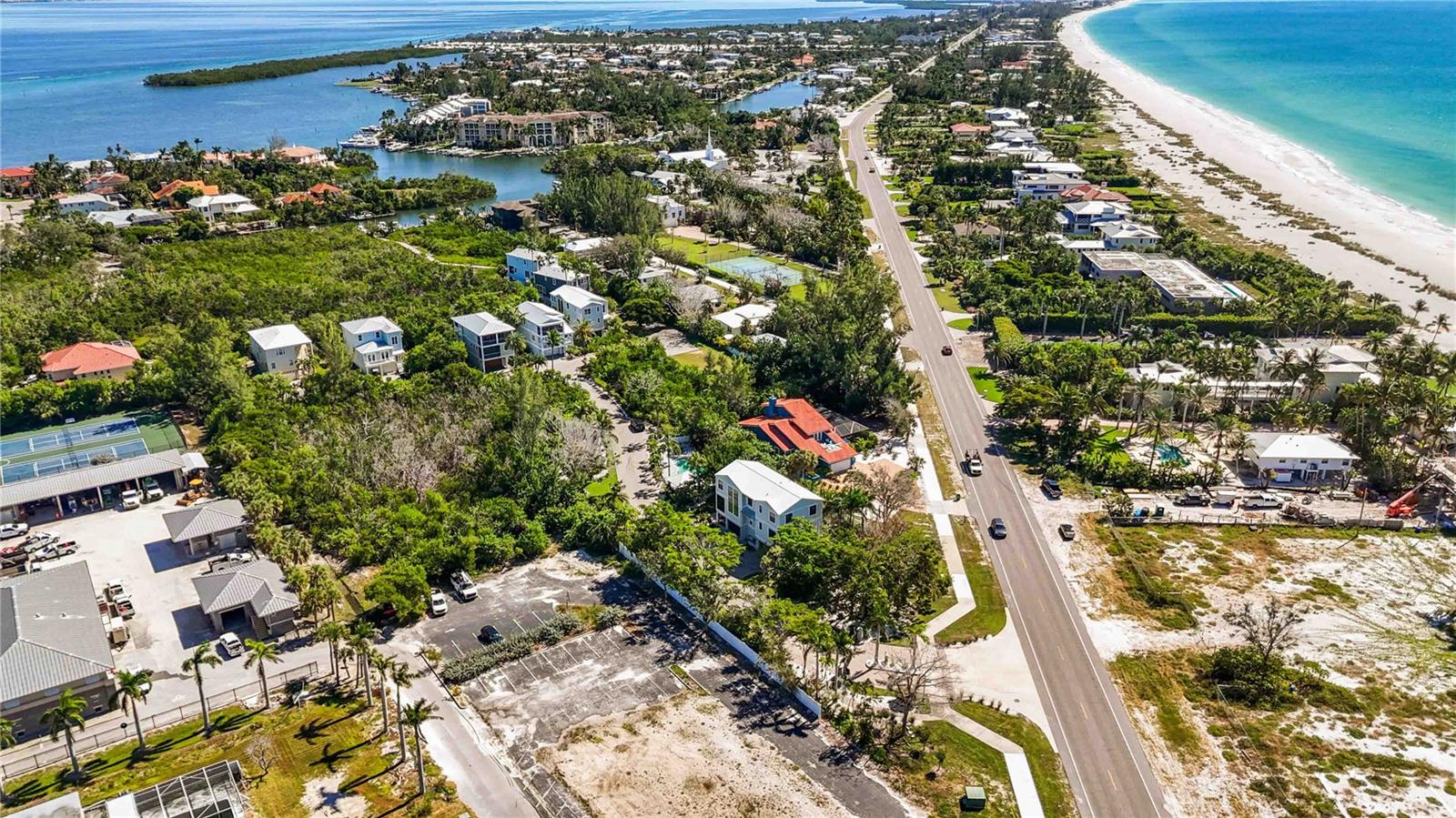 Image 54 of 70 For 6322 Laguna Drive 1