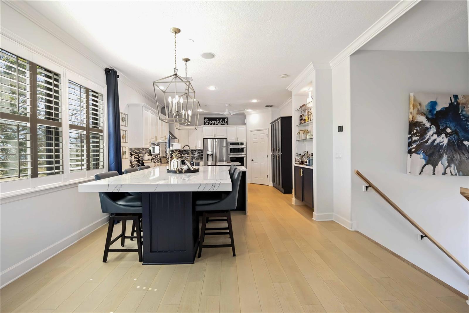 Image 6 of 70 For 6322 Laguna Drive 1