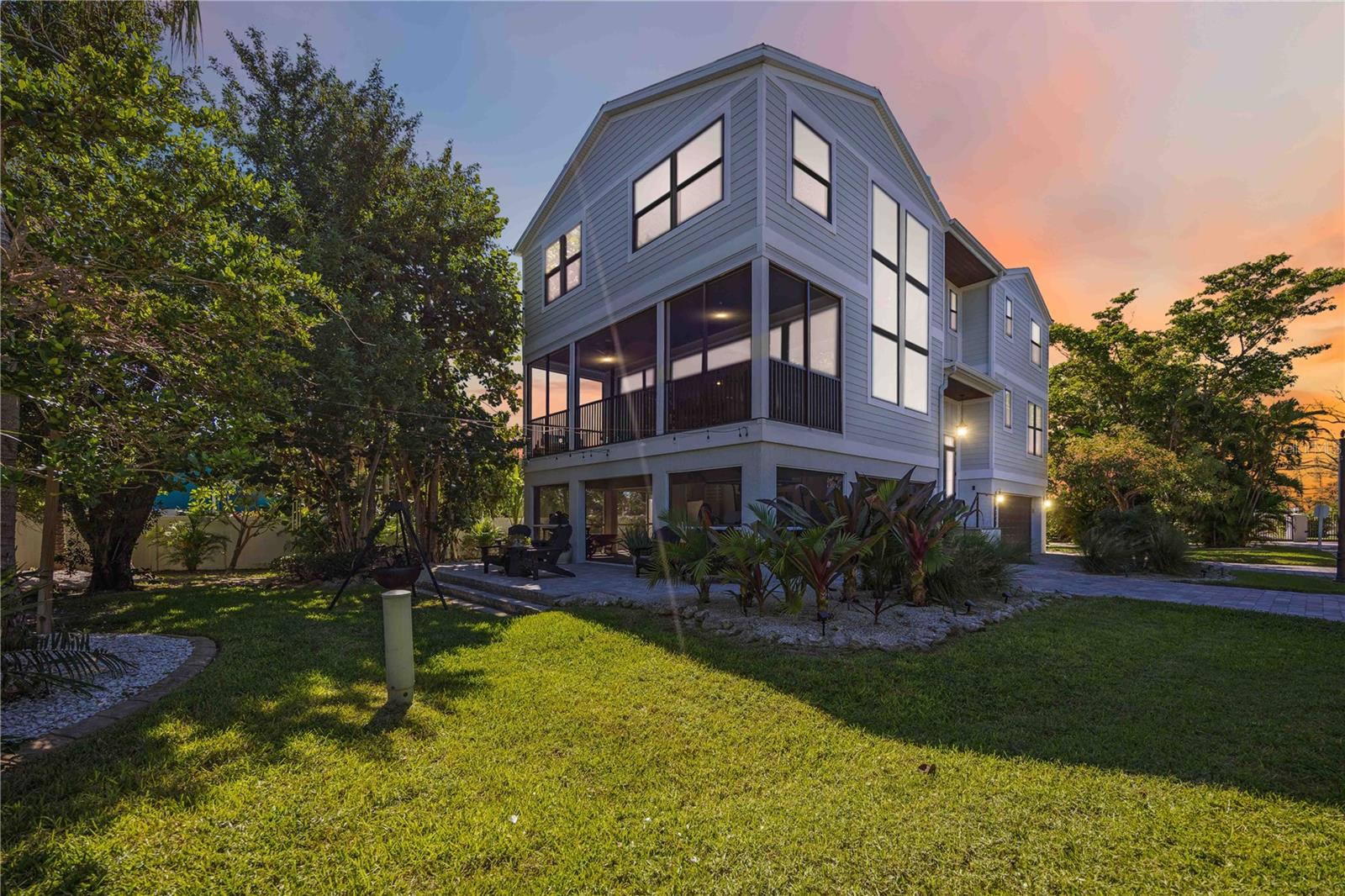 Image 69 of 70 For 6322 Laguna Drive 1