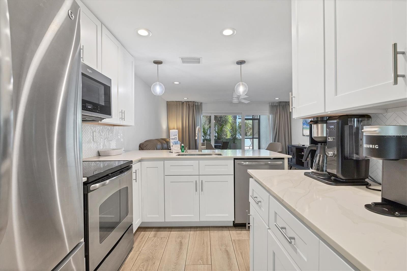 Image 14 of 38 For 1762 Stickney Point Road 204