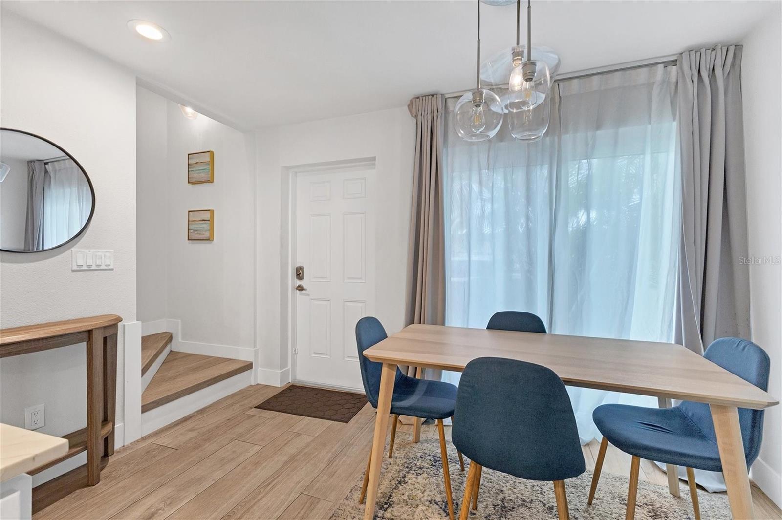 Image 15 of 38 For 1762 Stickney Point Road 204