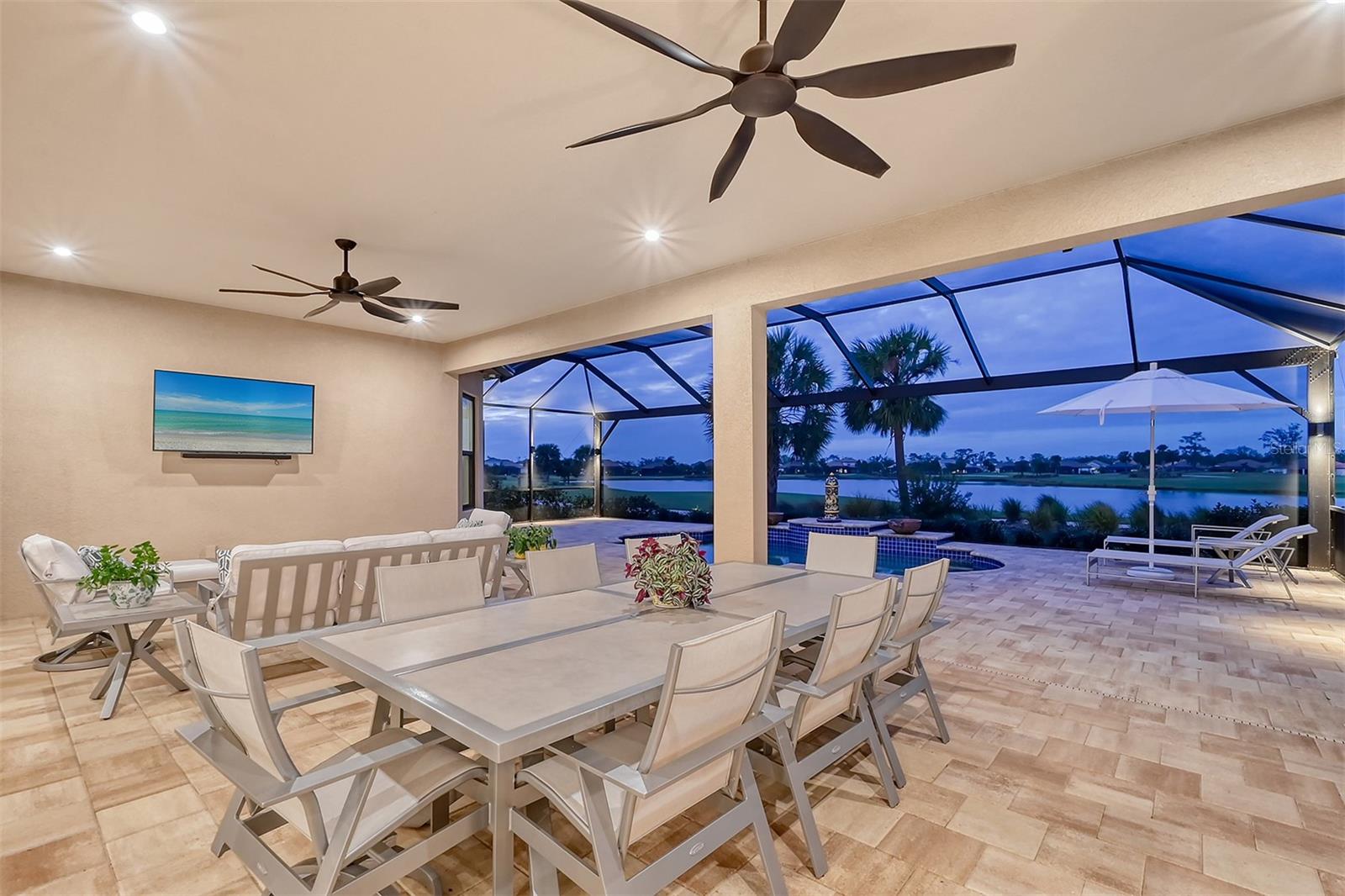 Image 18 of 65 For 15115 Montello Way
