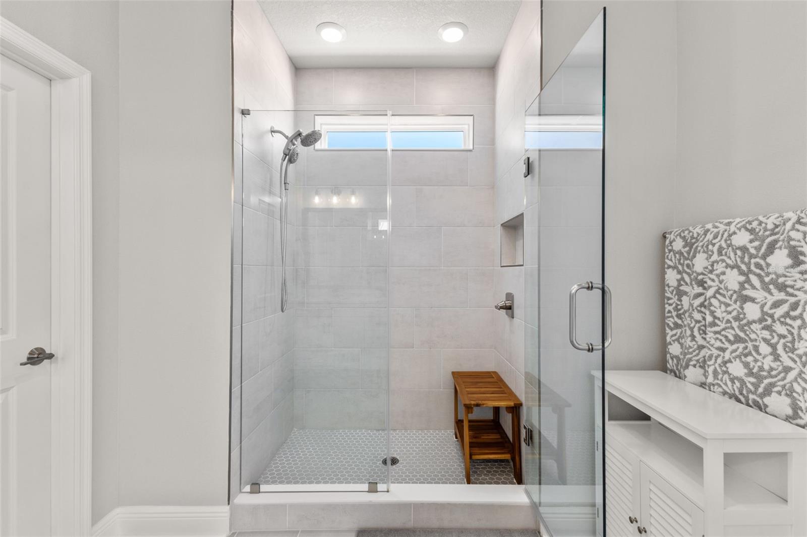 Image 22 of 46 For 2467 Mangum Court