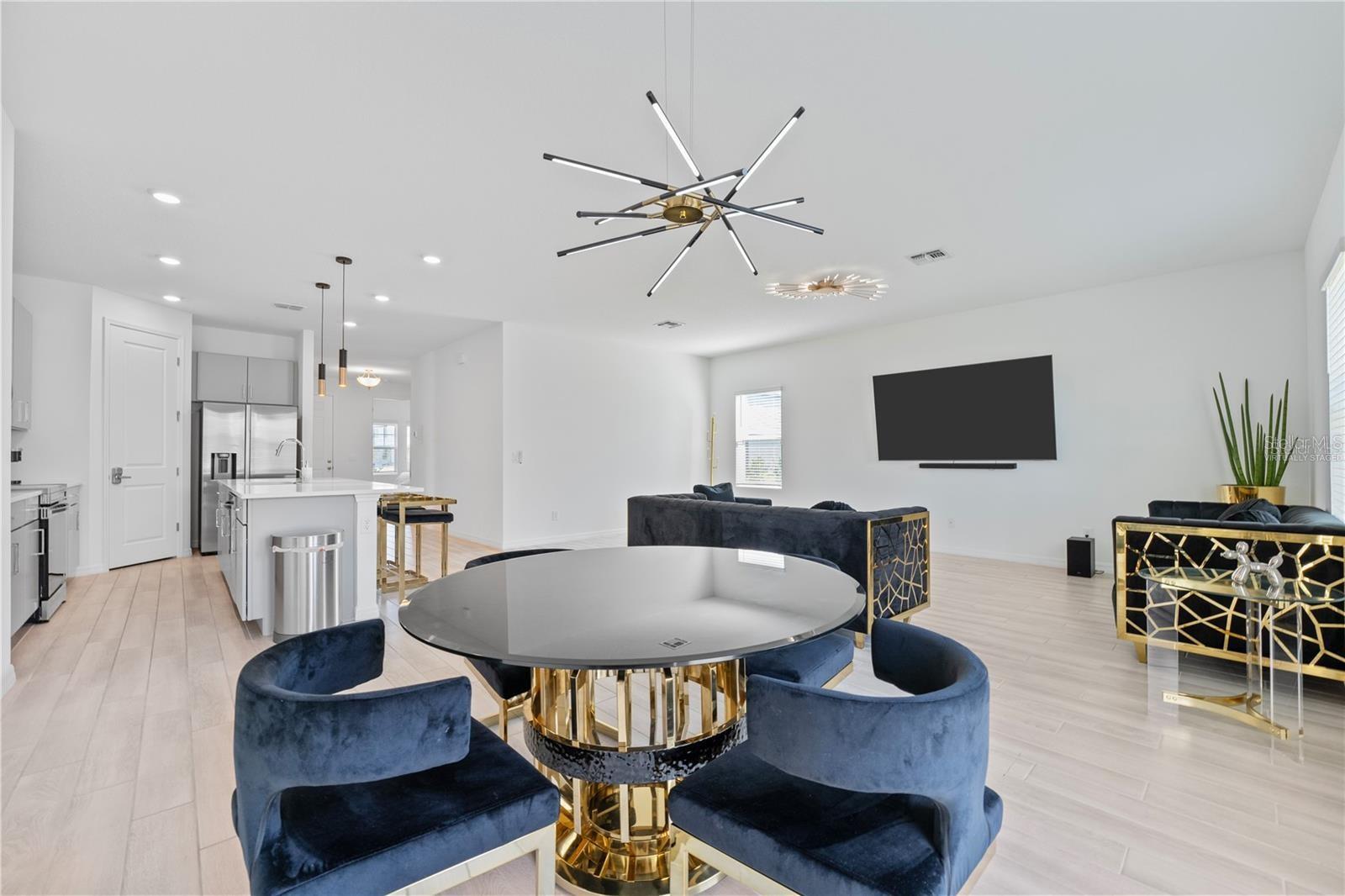 Image 13 of 24 For 2375 Lancashire Street