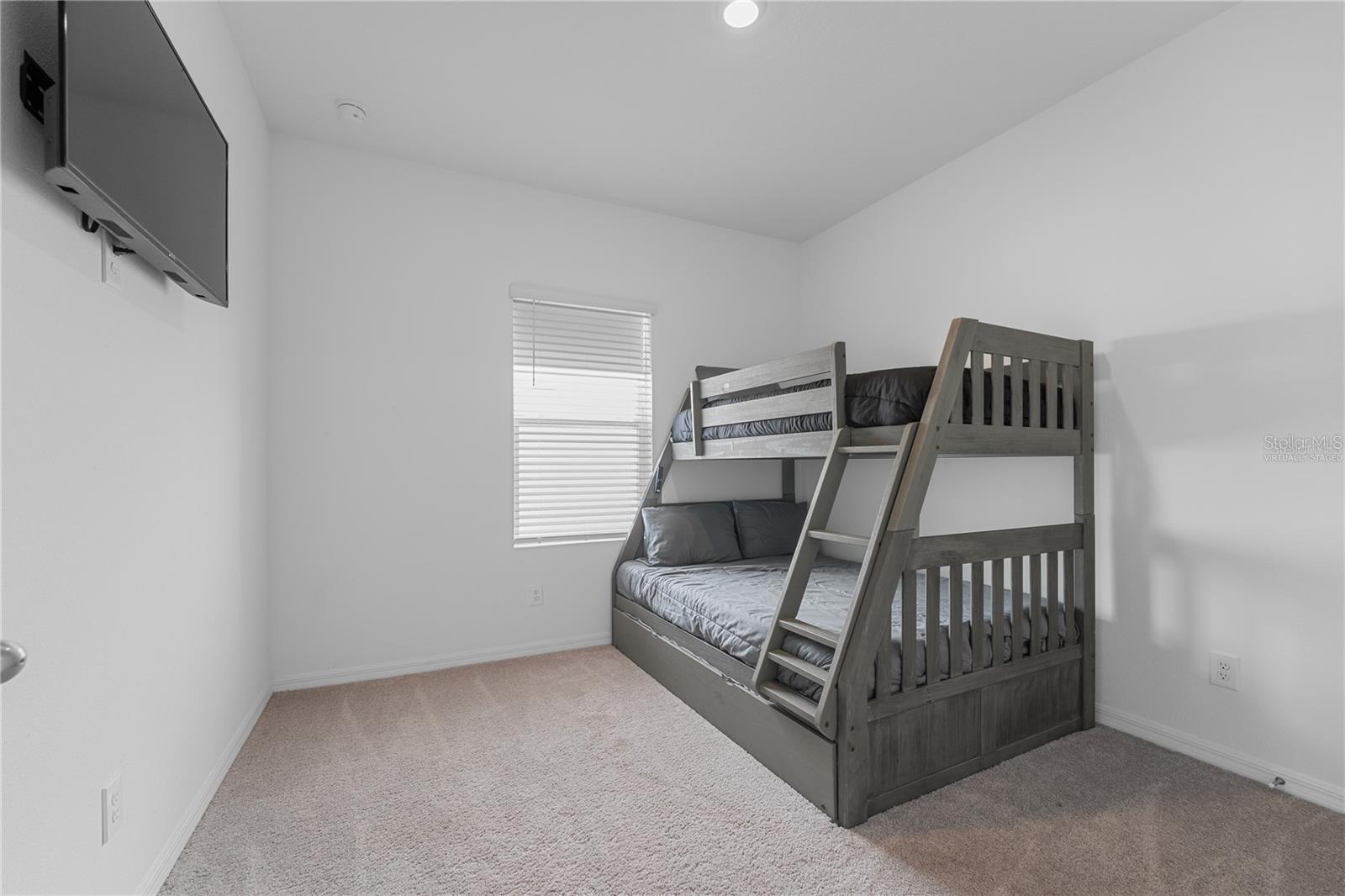 Image 18 of 24 For 2375 Lancashire Street