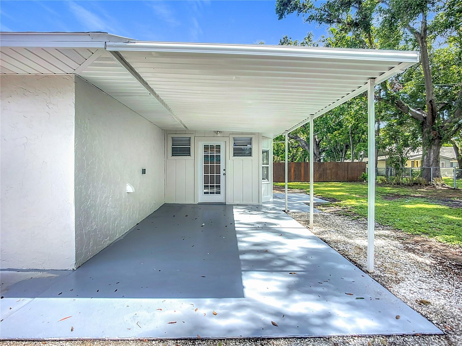 Image 42 of 50 For 2809 Taunton Drive W
