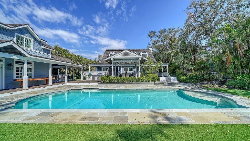 Image 36 of 51 For 1774 Cherokee Drive