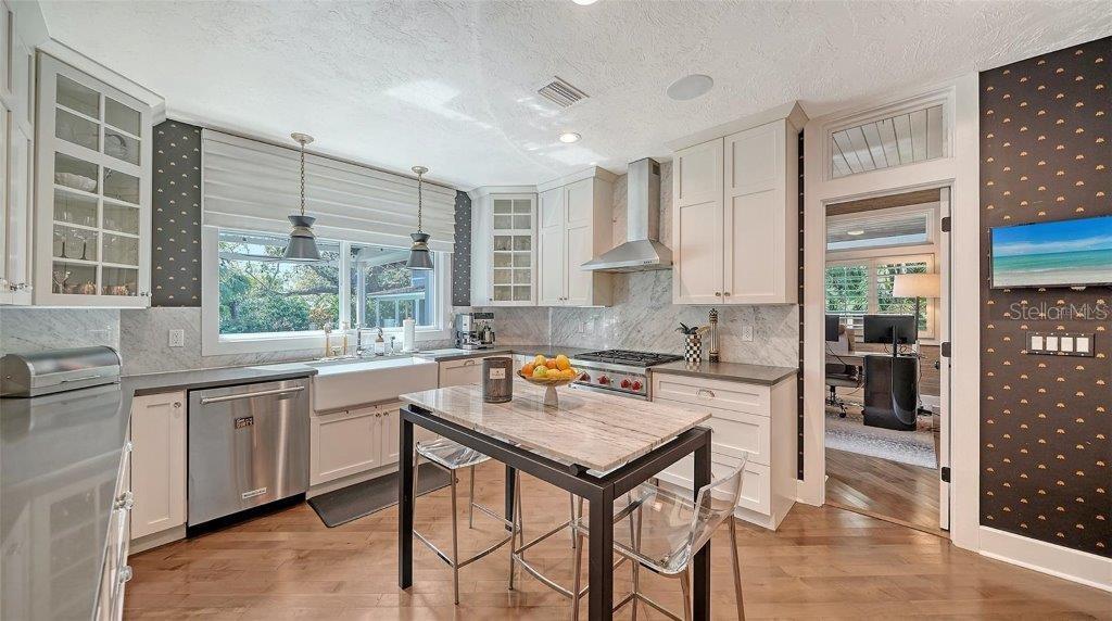 Image 9 of 51 For 1774 Cherokee Drive