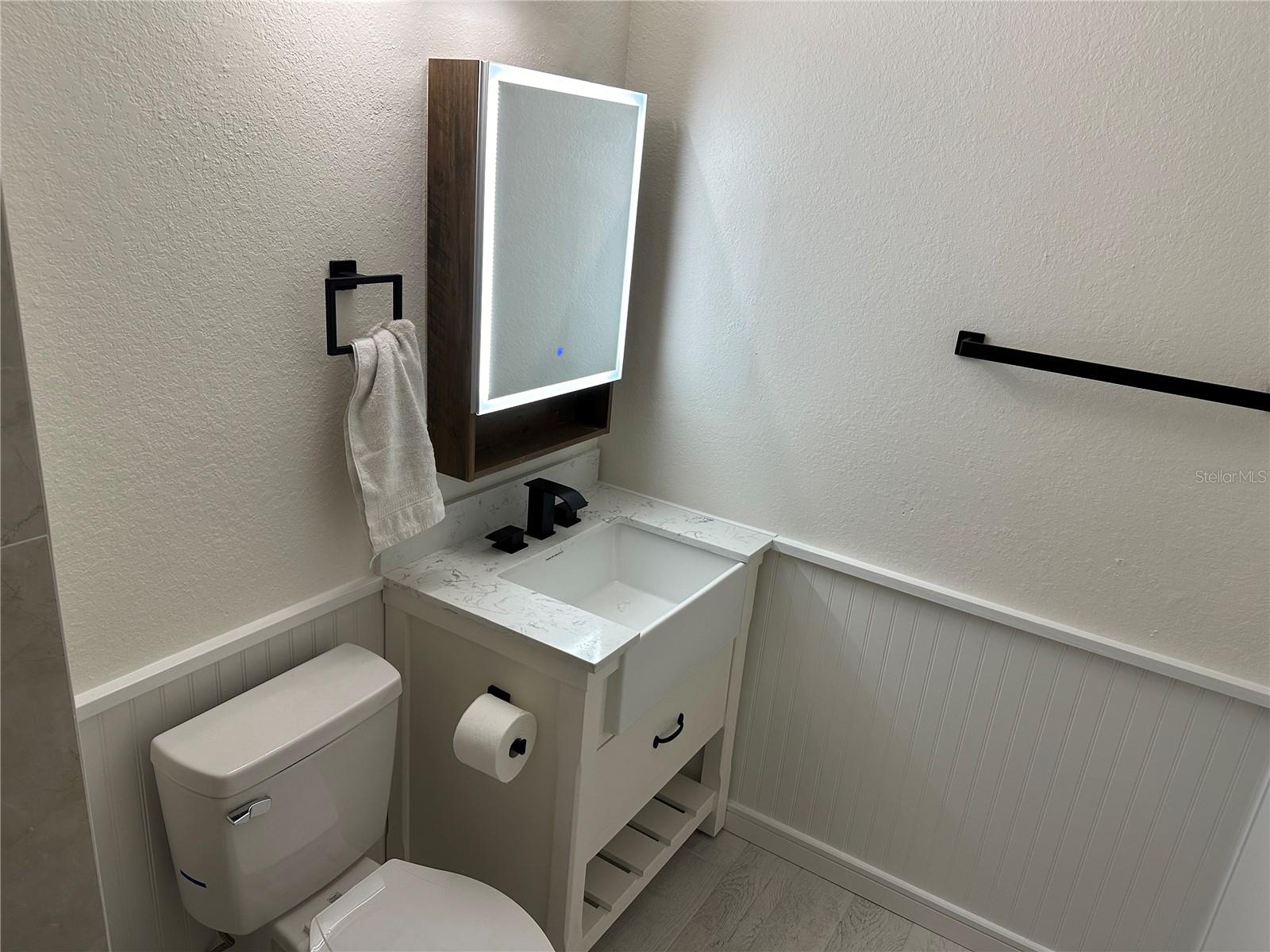 Image 10 of 27 For 850 Tamiami Trail Trail 406