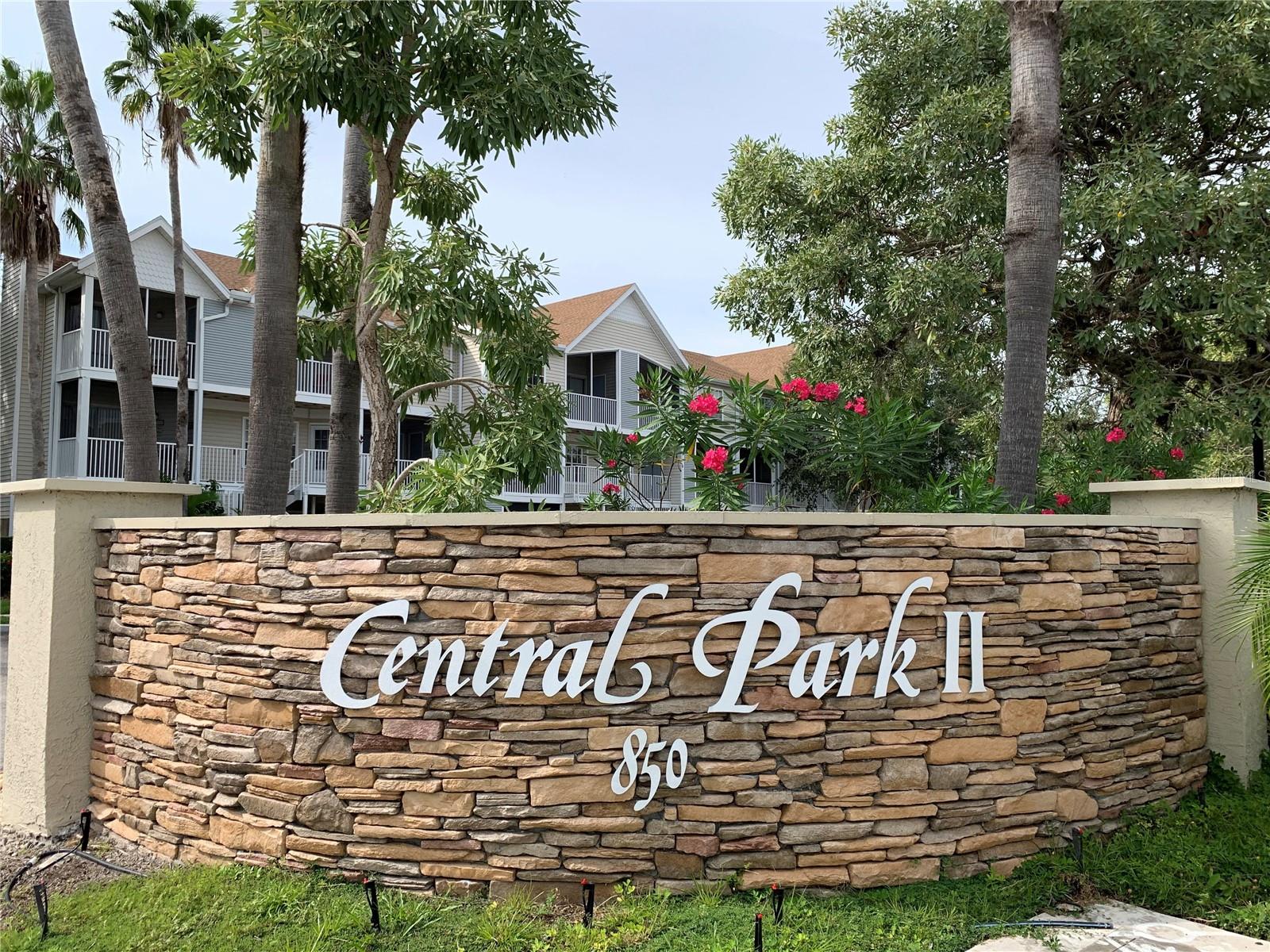 Image 2 of 27 For 850 Tamiami Trail Trail 406