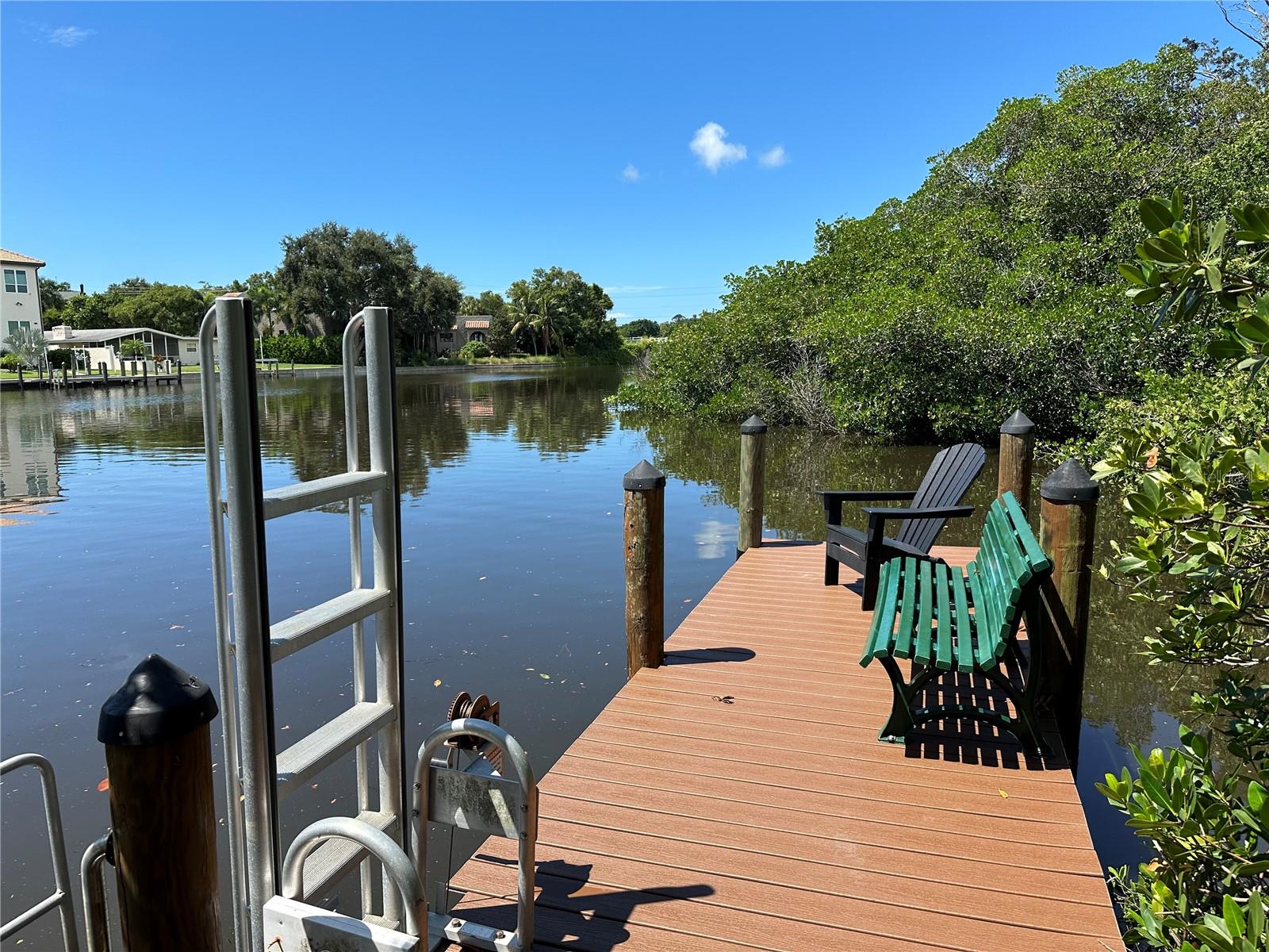 Image 20 of 27 For 850 Tamiami Trail Trail 406