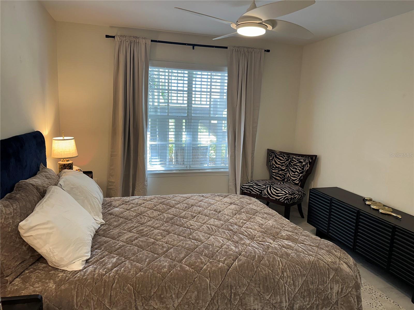 Image 6 of 27 For 850 Tamiami Trail Trail 406