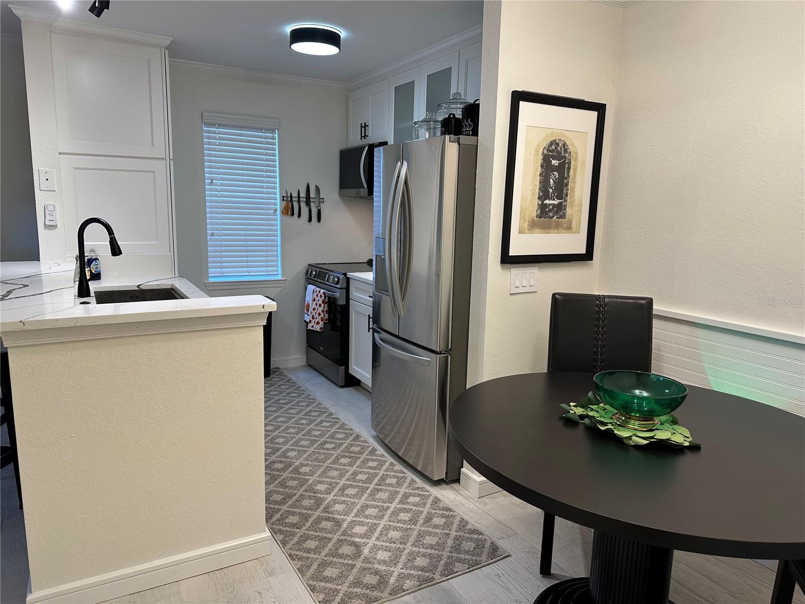 Image 8 of 27 For 850 Tamiami Trail Trail 406