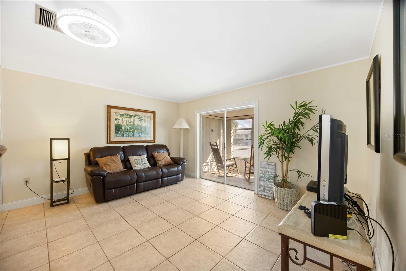 Image 10 of 37 For 2044 Canal Drive M37