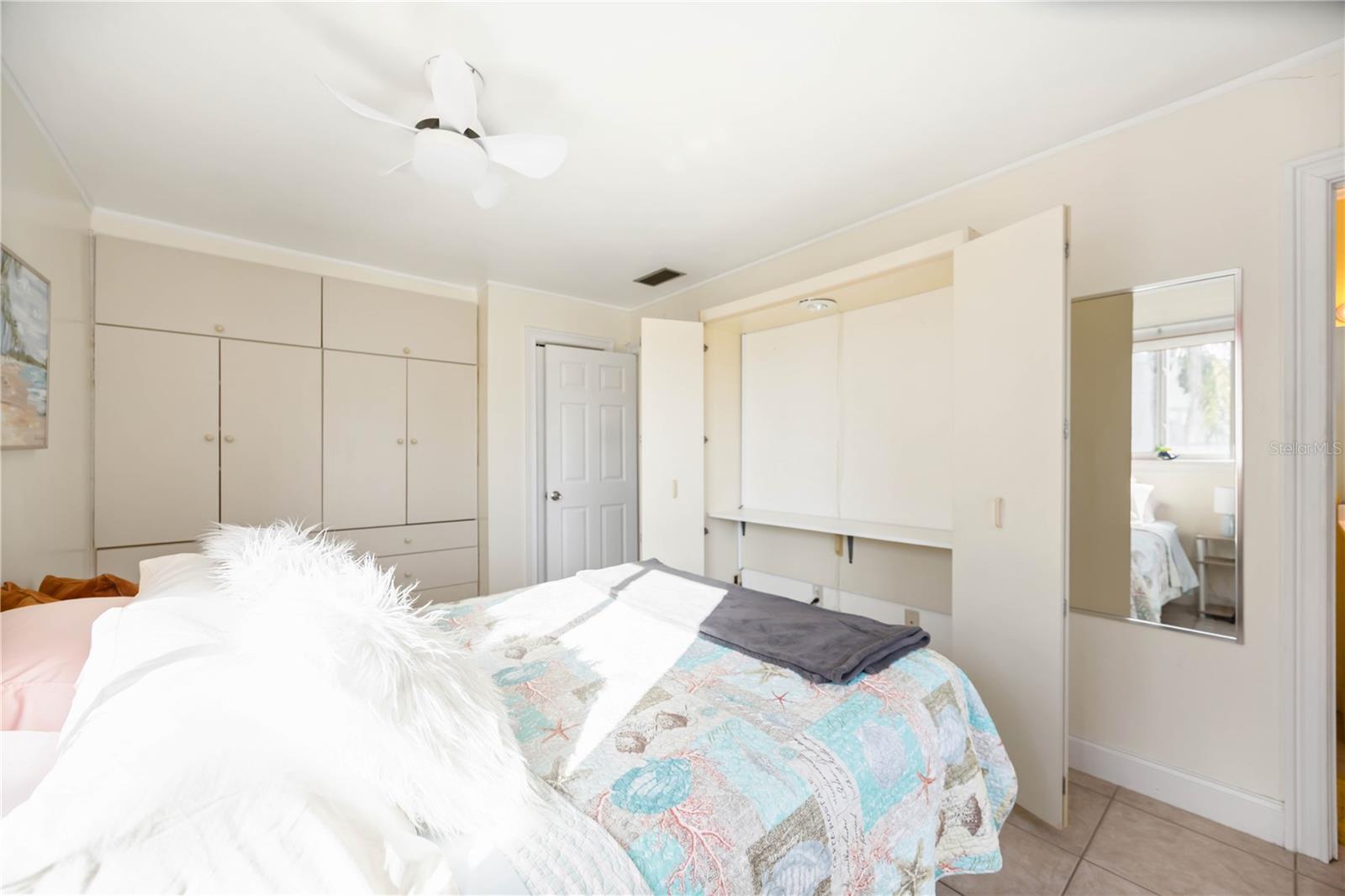 Image 20 of 37 For 2044 Canal Drive M37