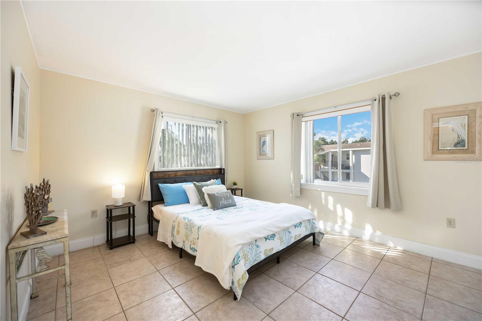 Image 23 of 37 For 2044 Canal Drive M37