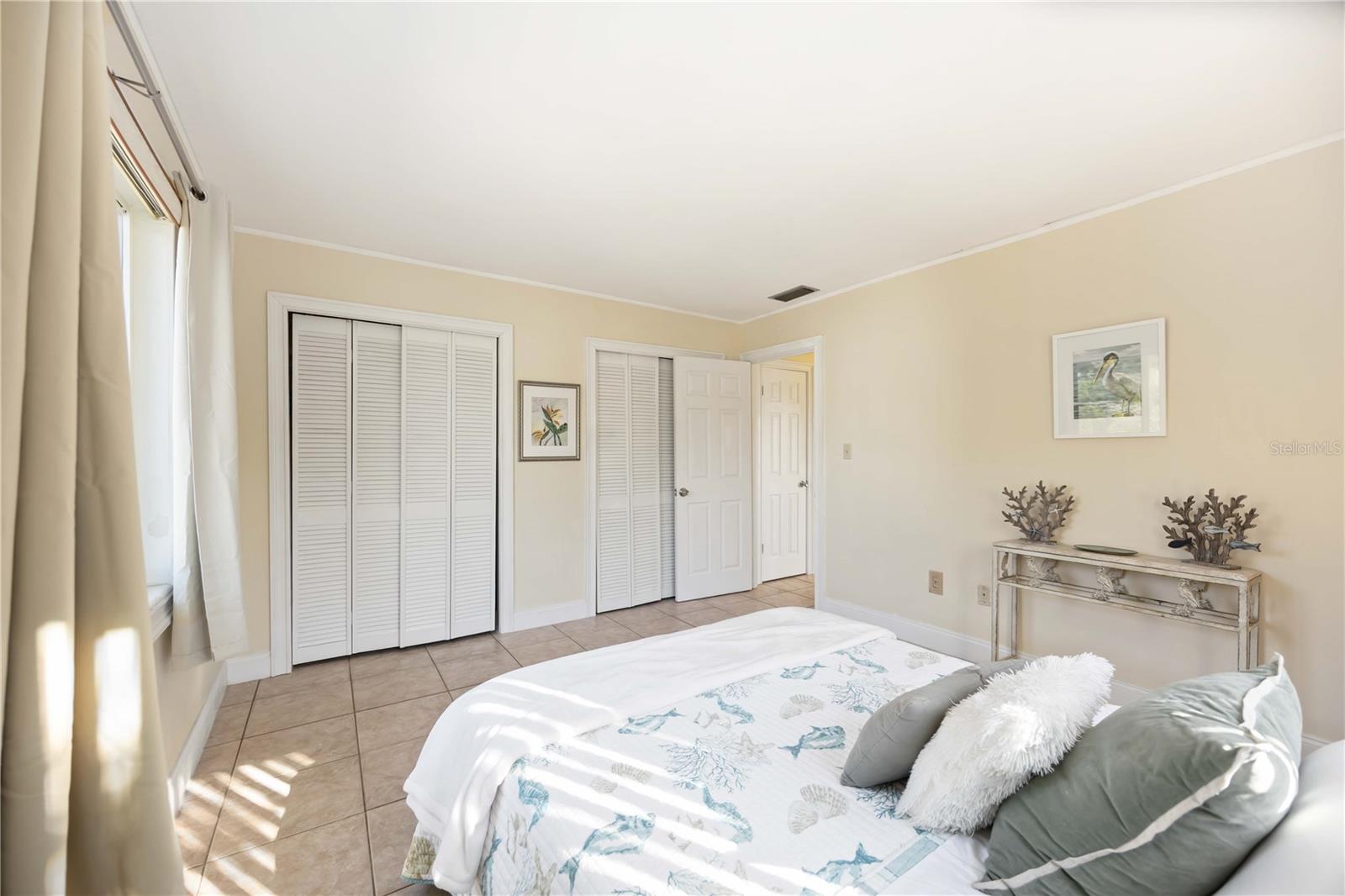 Image 25 of 37 For 2044 Canal Drive M37