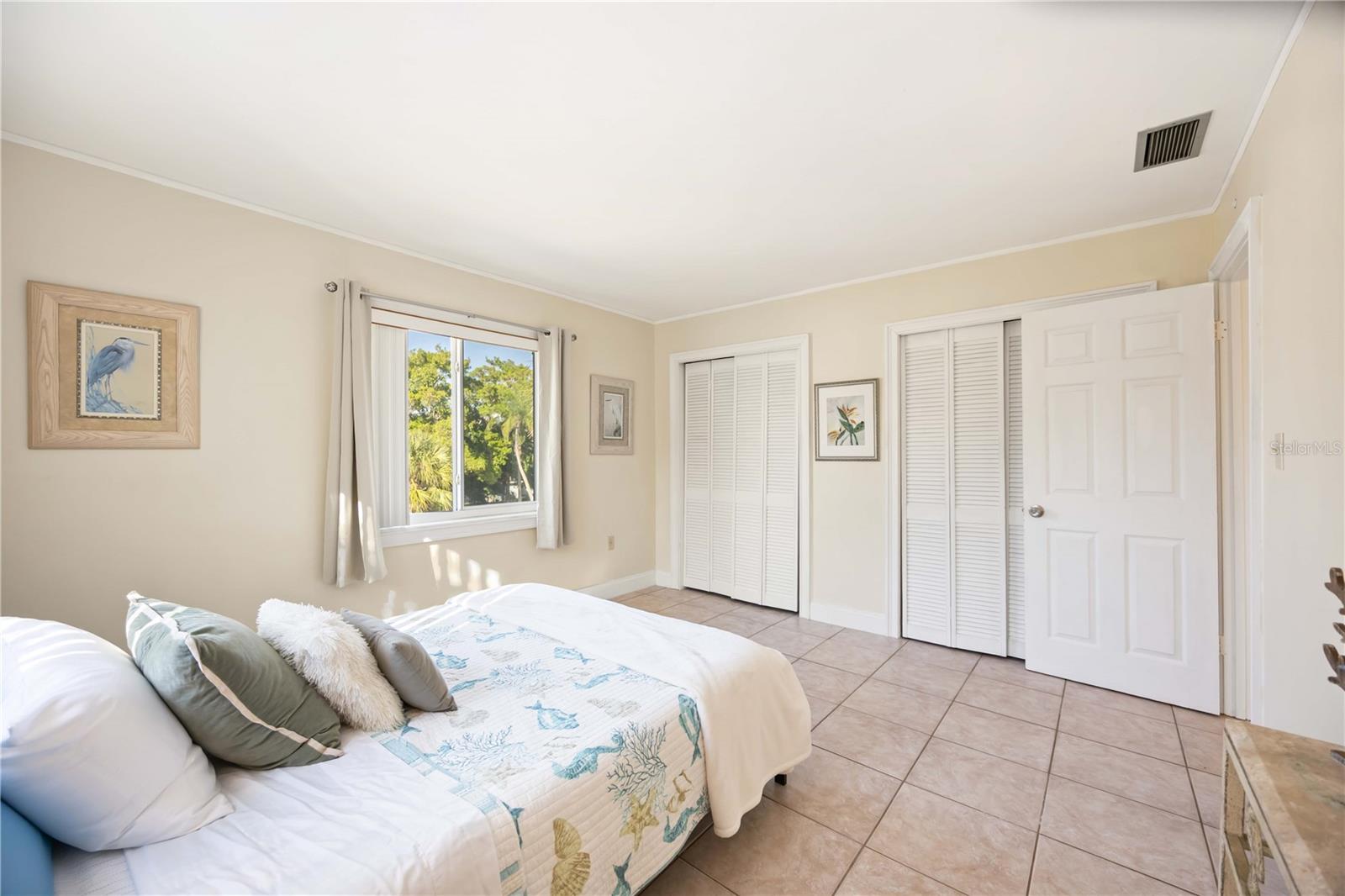 Image 26 of 37 For 2044 Canal Drive M37