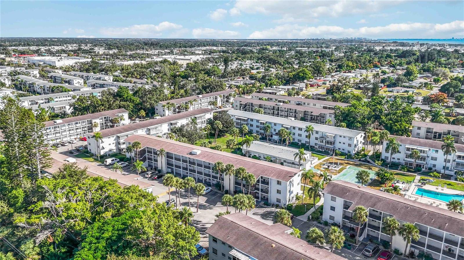 Image 30 of 37 For 2044 Canal Drive M37