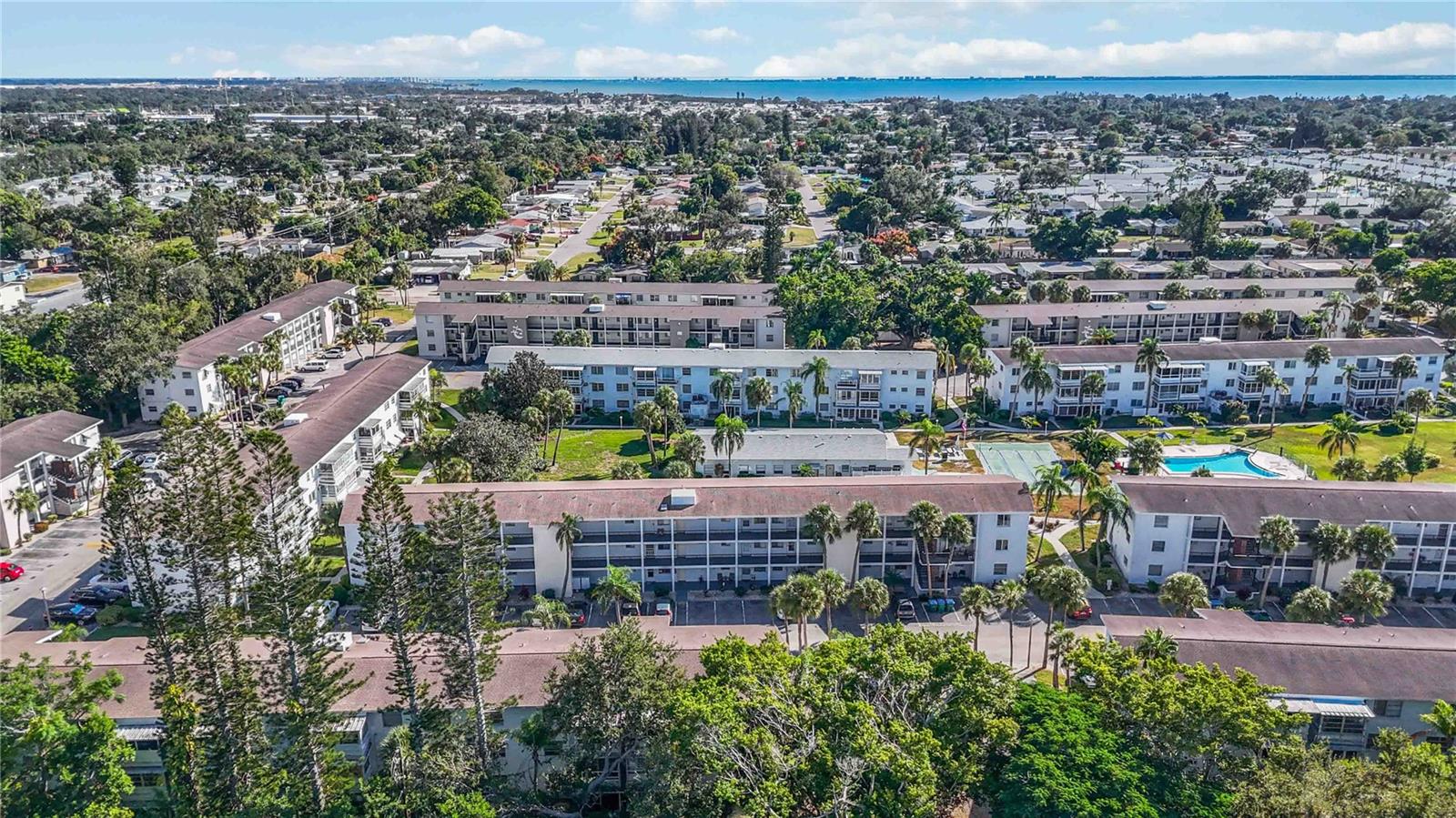 Image 31 of 37 For 2044 Canal Drive M37