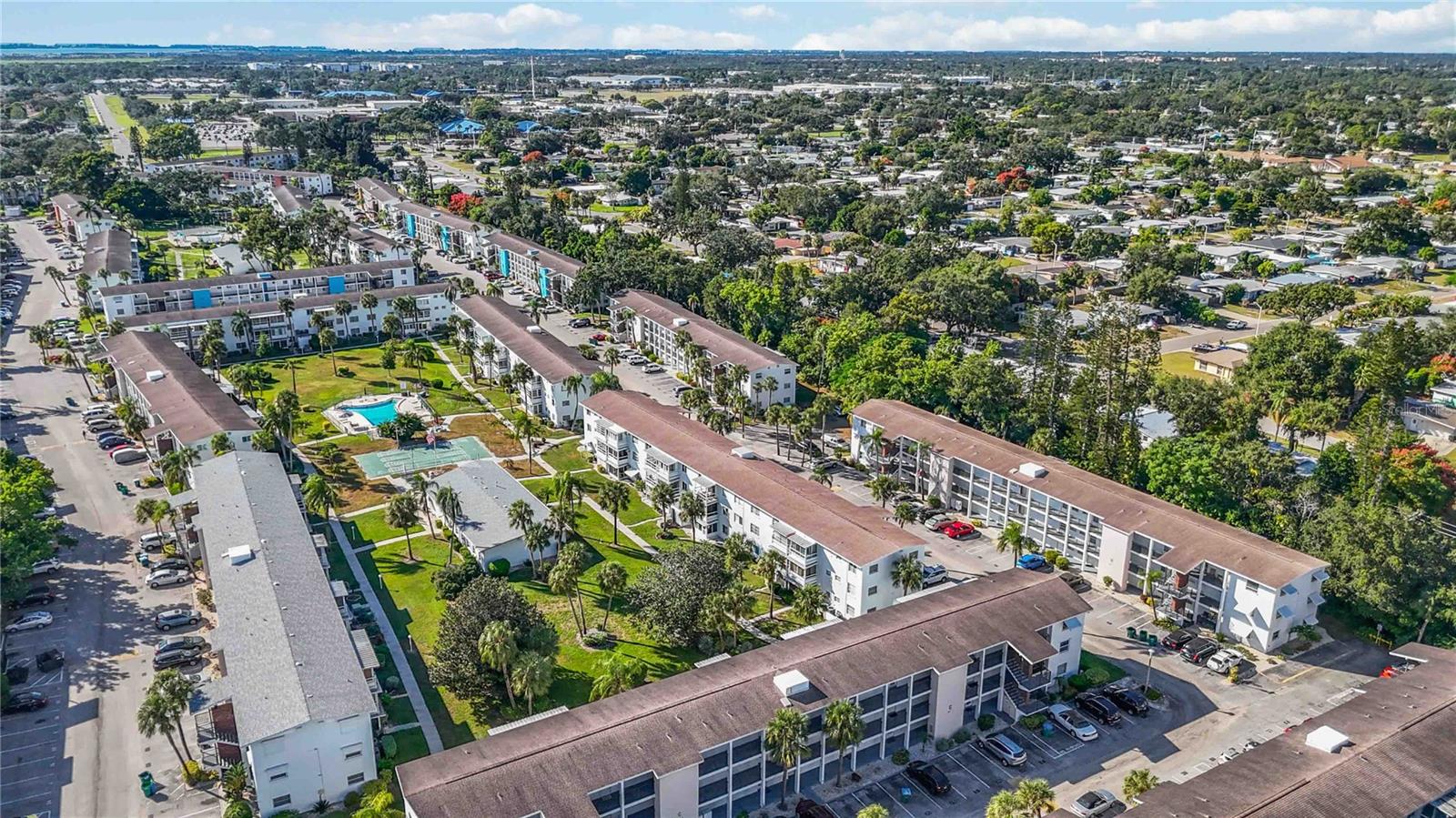 Image 34 of 37 For 2044 Canal Drive M37