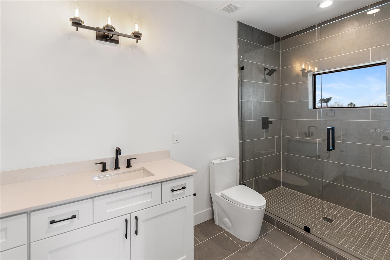 Image 12 of 100 For 530 De Narvaez Drive
