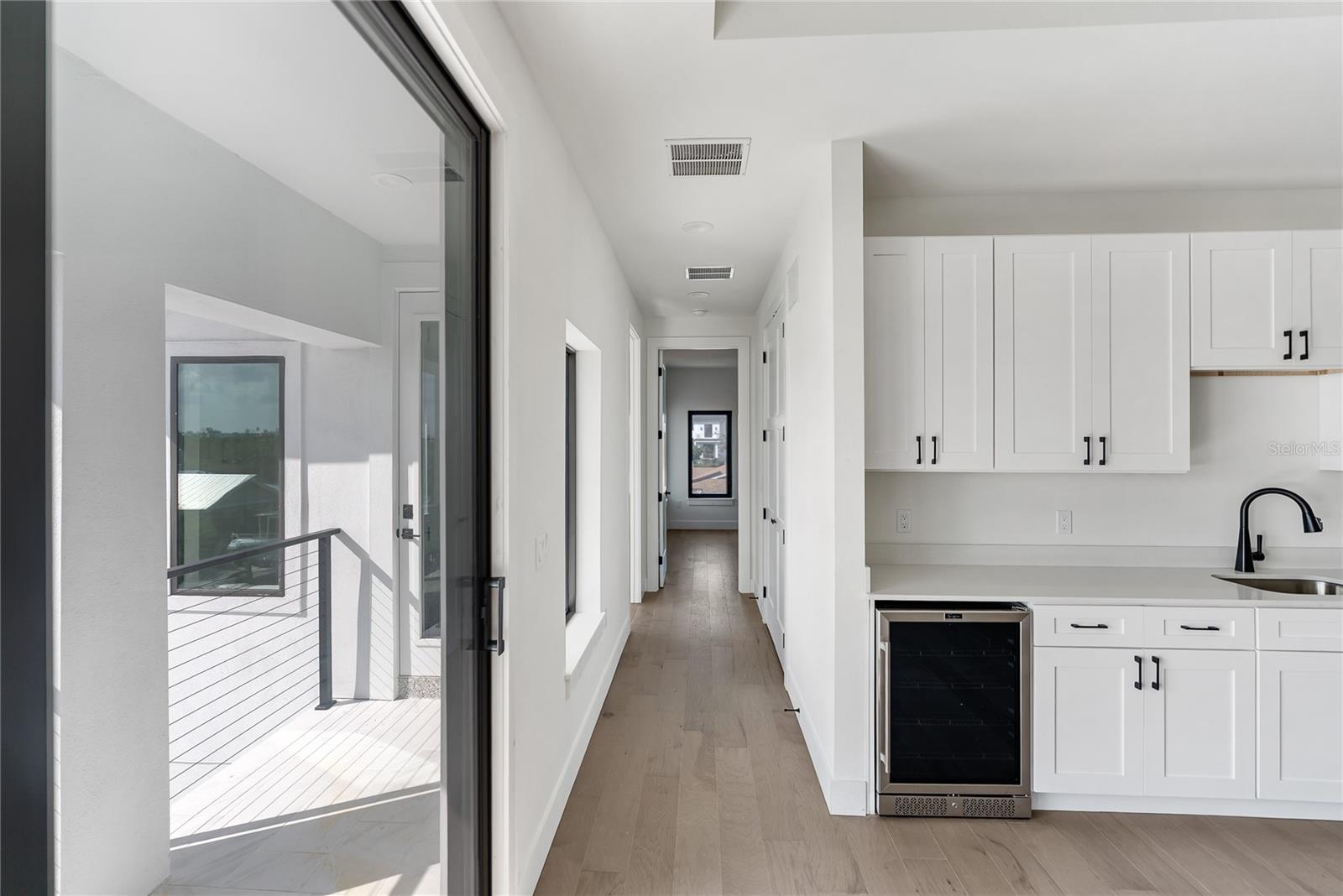 Image 22 of 100 For 530 De Narvaez Drive
