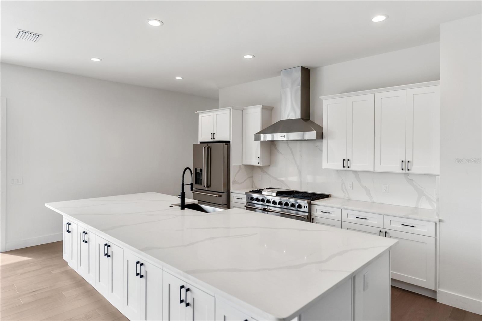 Image 29 of 100 For 530 De Narvaez Drive