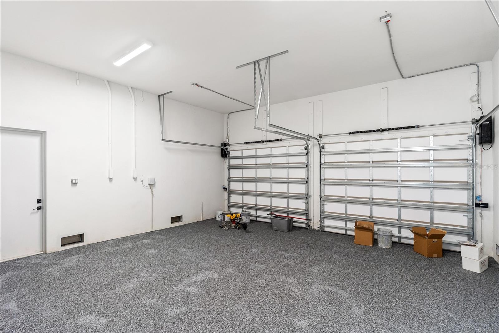 Image 34 of 100 For 530 De Narvaez Drive