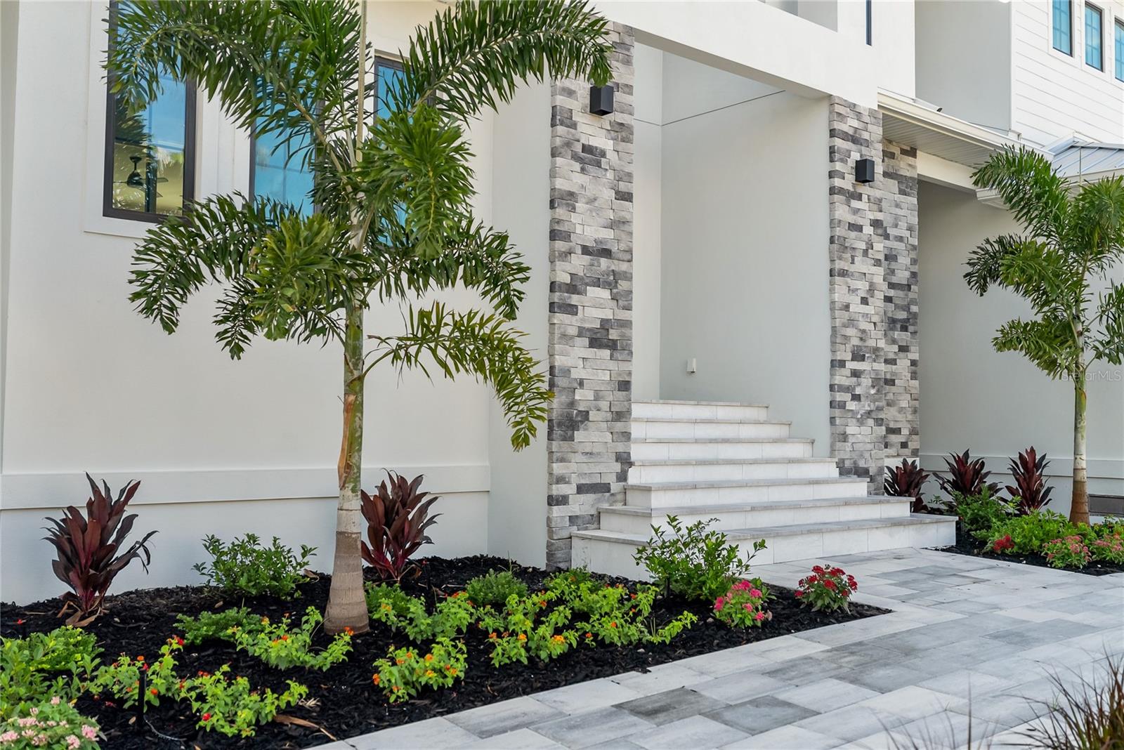 Image 49 of 100 For 530 De Narvaez Drive