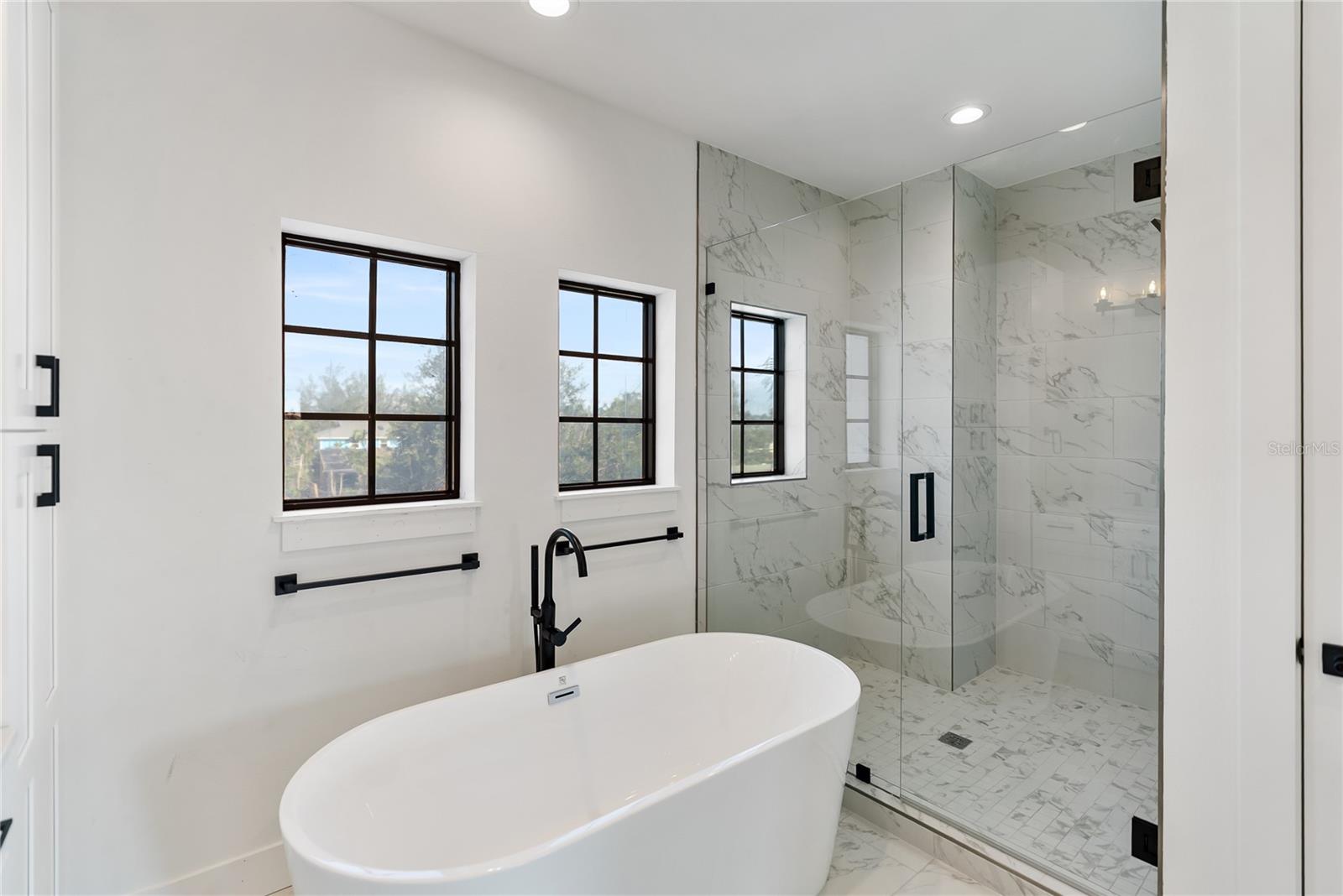 Image 71 of 100 For 530 De Narvaez Drive