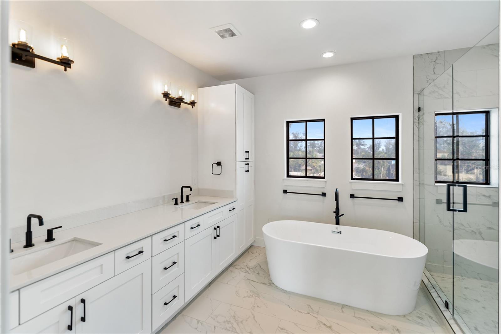Image 79 of 100 For 530 De Narvaez Drive