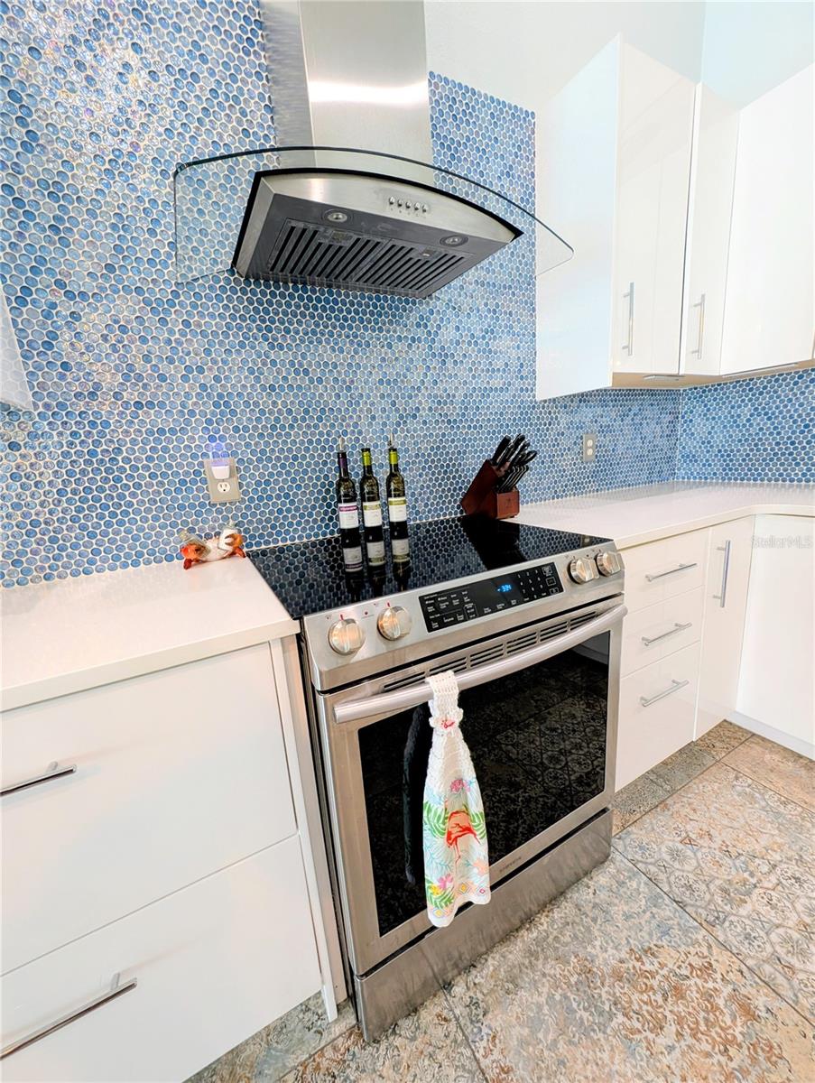 Image 13 of 54 For 4120 51st Drive W