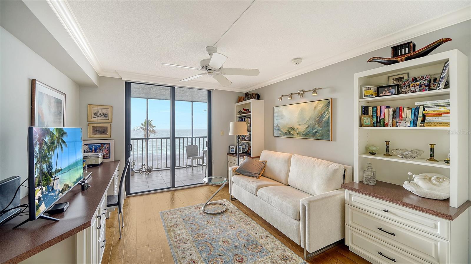 Image 11 of 36 For 4545 Gulf Of Mexico Drive 408