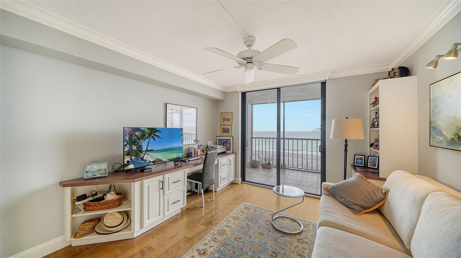 Image 12 of 36 For 4545 Gulf Of Mexico Drive 408