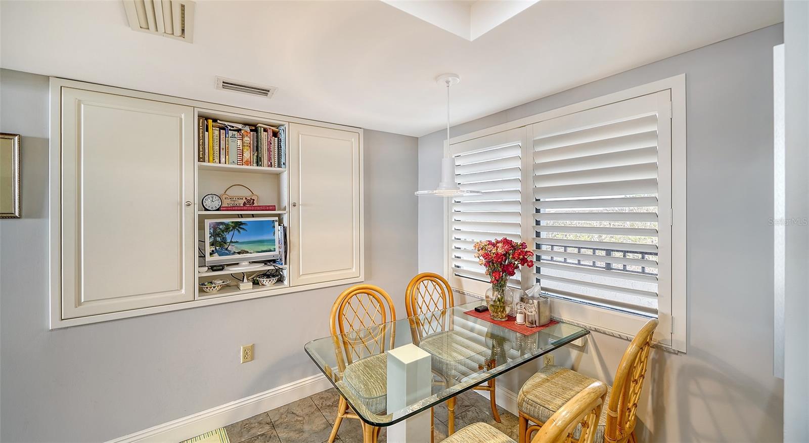 Image 18 of 36 For 4545 Gulf Of Mexico Drive 408