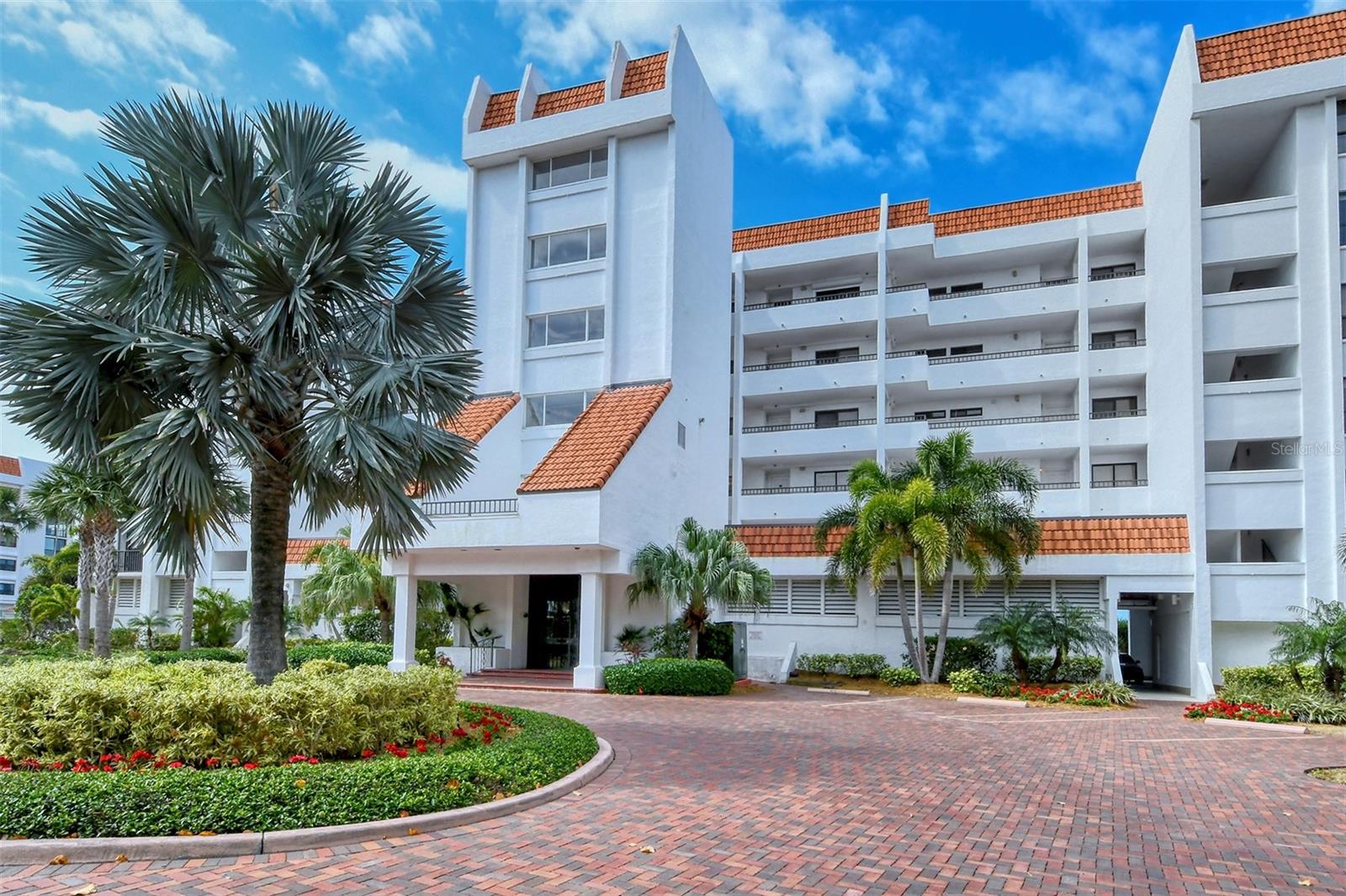 Image 22 of 36 For 4545 Gulf Of Mexico Drive 408