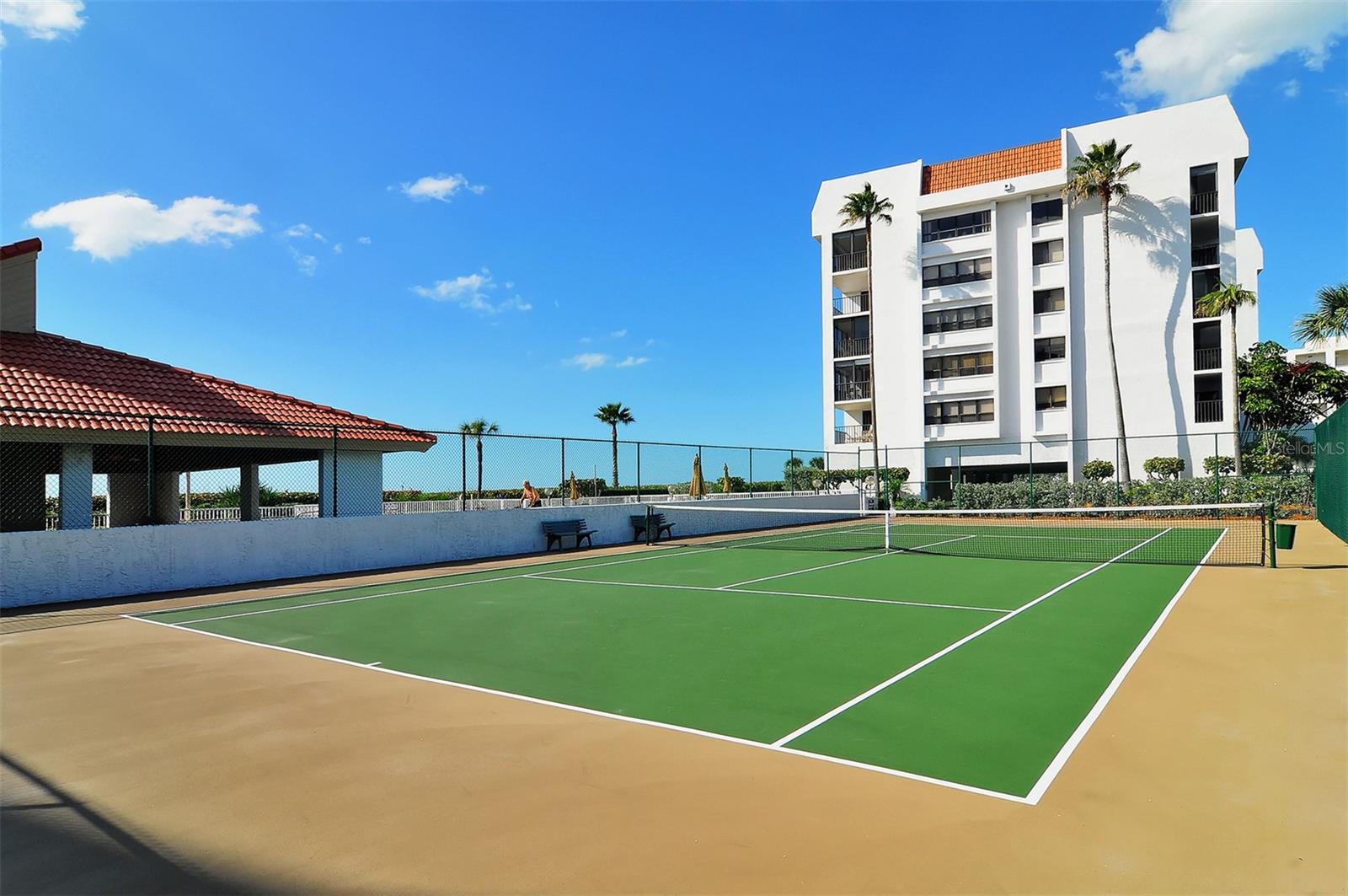 Image 27 of 36 For 4545 Gulf Of Mexico Drive 408